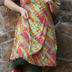 19.4.-565-diagonal-kz-Kleid