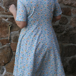 26.2.-Blueten-cotton-kz-Kleid